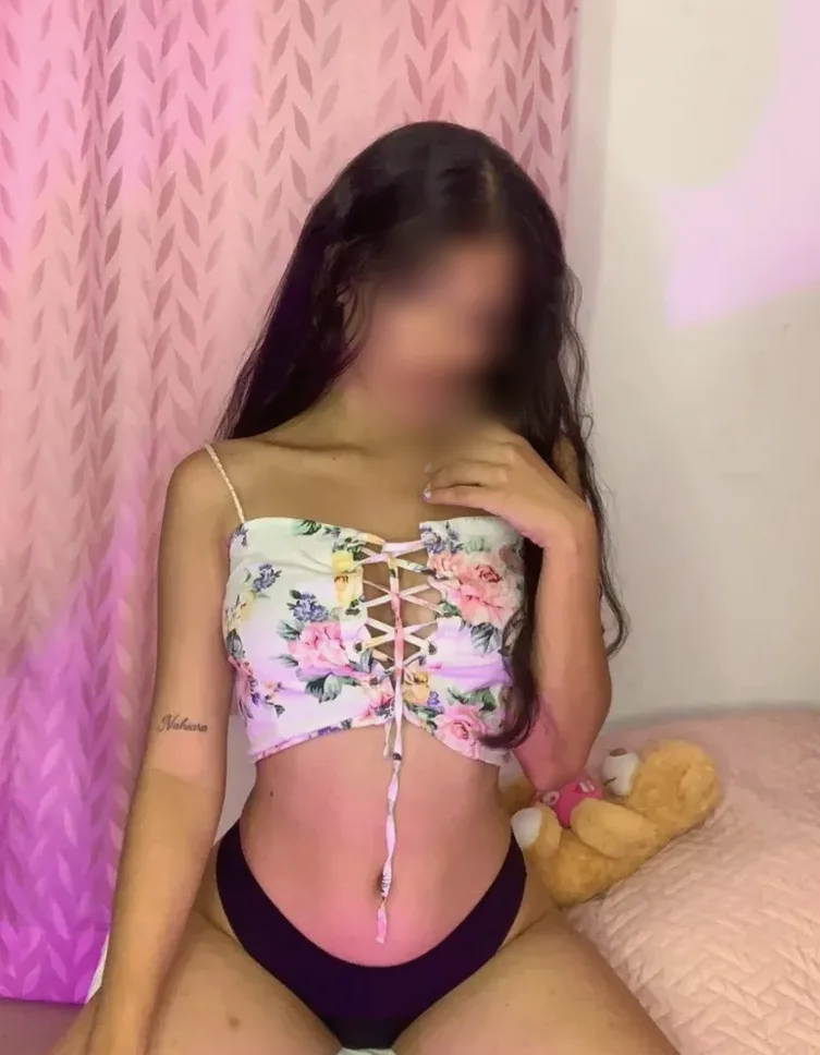Emma, 22 años
